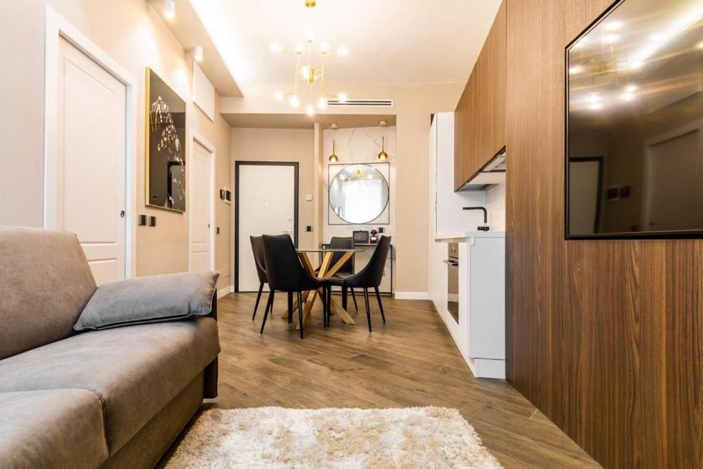 Dali Duomo Golden House Apartment Milan Exterior photo