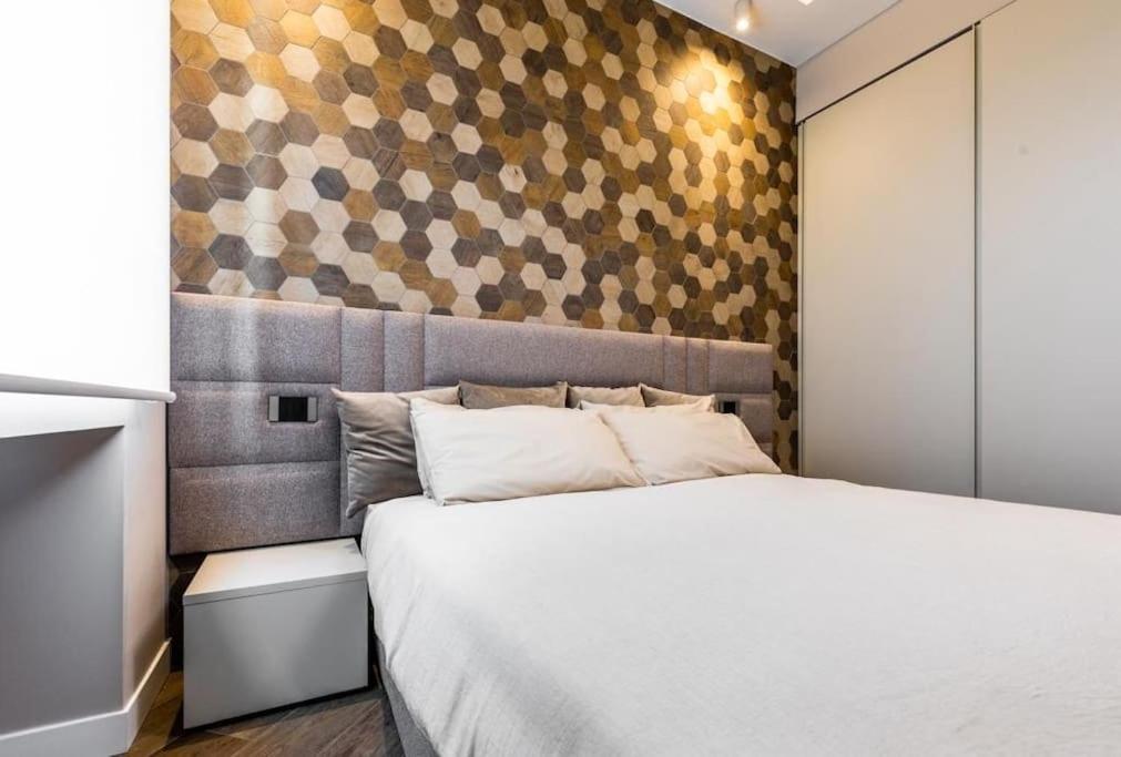 Dali Duomo Golden House Apartment Milan Exterior photo